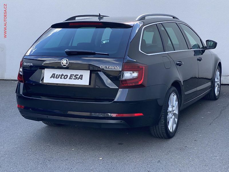Škoda Octavia (2018) 1.5 TSi, Style, navi, +kola - fotka 4 z 18