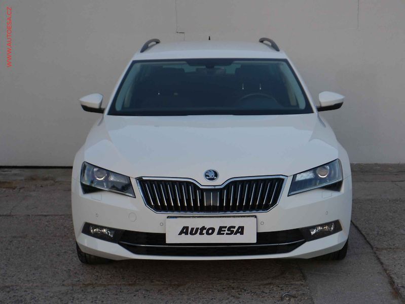 Škoda Superb (2017) 2.0 TDi, 2.maj,ČR, Bixen - fotka 2 z 18