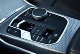 BMW Řada 3 320d xDrive M-SPORT ČR 1.M - náhled 33