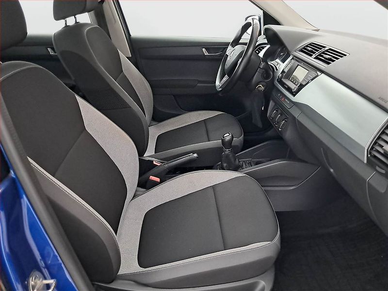 Škoda Fabia (2016) Ambition 1.2 TSI - fotka 9 z 14