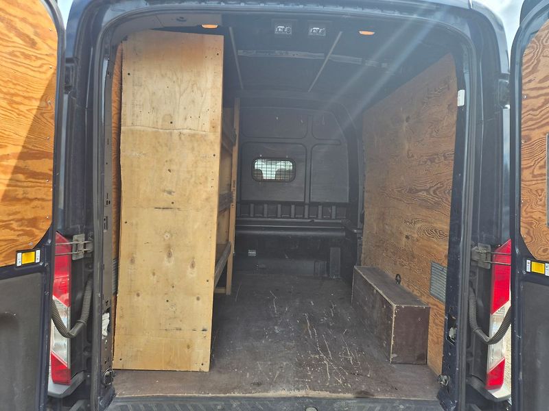 Ford Transit 2,2 TDCi, CZ, 7 míst, L3 - fotka 11 z 21