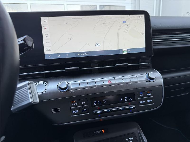 Hyundai Kona Power 65kWh  Style Premium - fotka 19 z 29
