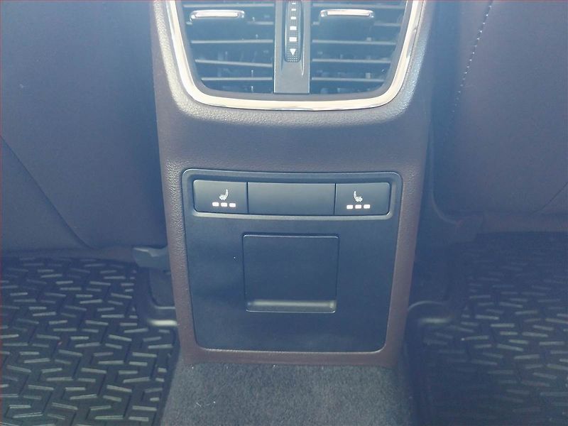 Škoda Octavia (2016) 2.0 TDI, Automat, Serv.kniha - fotka 15 z 19