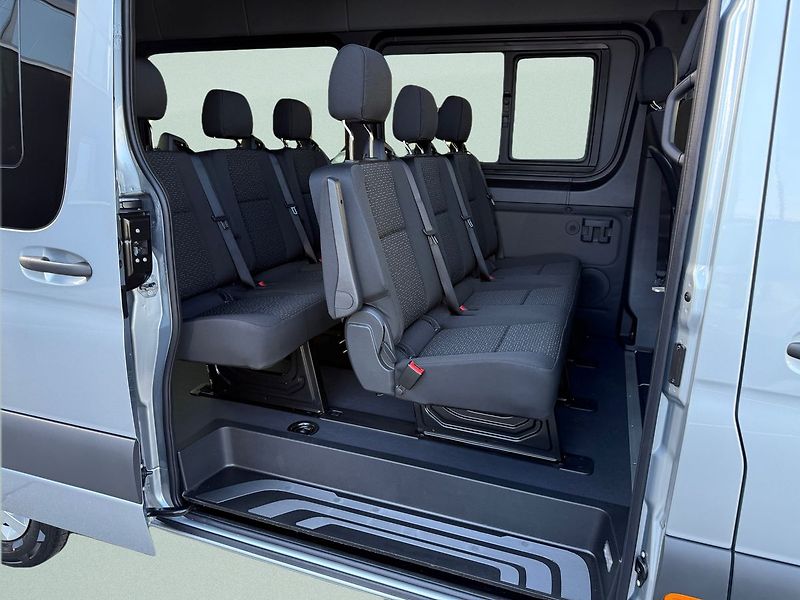 Mercedes-Benz Sprinter (2026) Select TOURER 4x2 8 míst autom - fotka 16 z 18