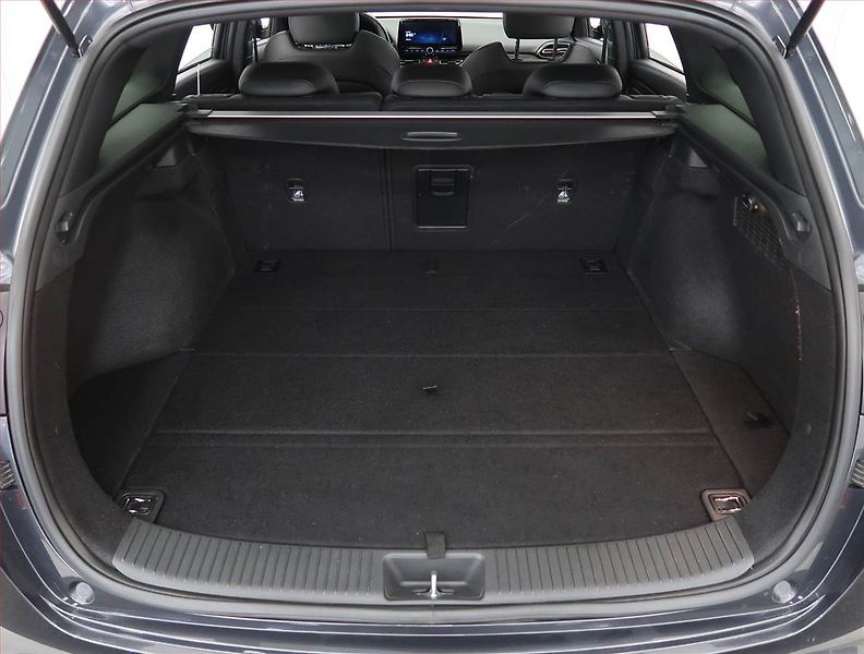 Hyundai i30 (2022) N Line Premium 1.5 T-GDI MHEV - fotka 14 z 26
