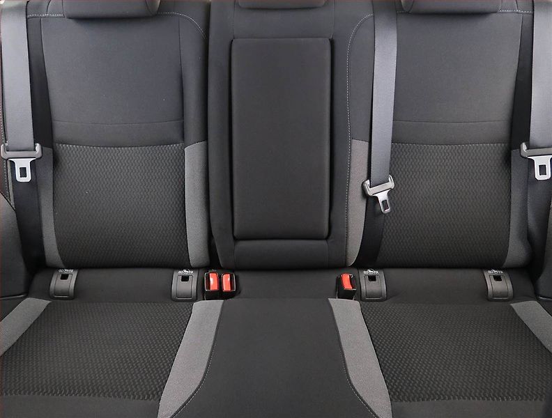 Nissan Qashqai (2019) 1.3 DIG-T, ČR,1.maj - fotka 10 z 21