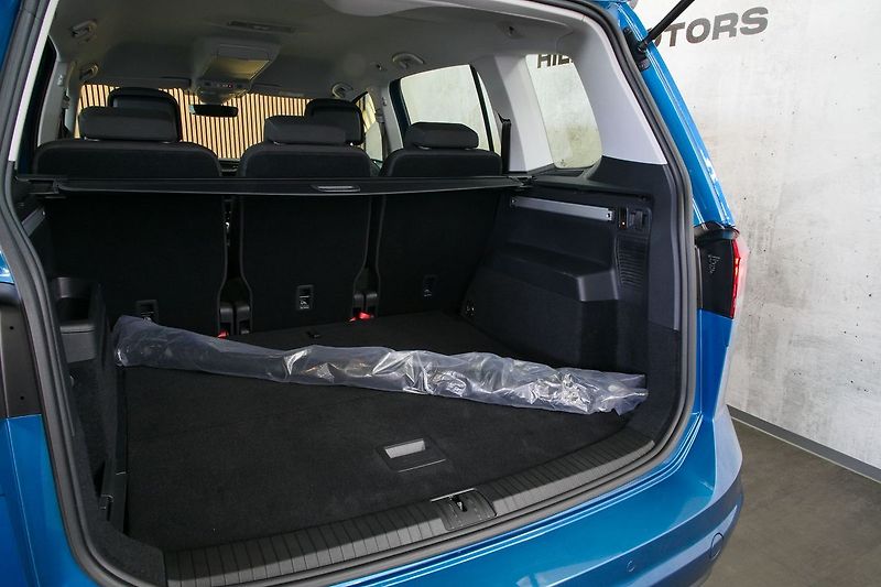 Volkswagen Touran 2.0TDI 110kW DSG Webasto IQ TZ - fotka 32 z 34