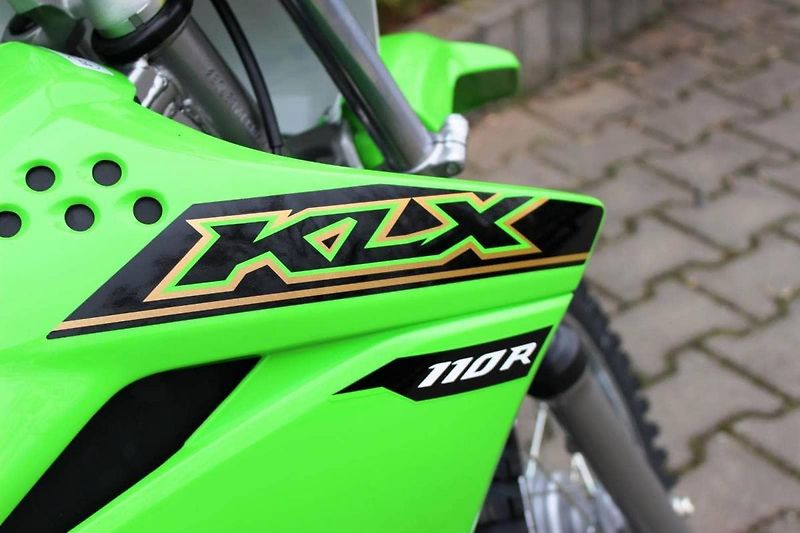 Kawasaki KLX 110 (2026) R - fotka 6 z 7