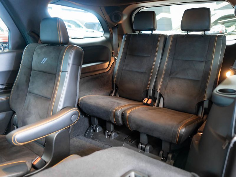 Dodge Durango (2023) 5.7 R/T Hemi Orange Tow N Go - fotka 34 z 40