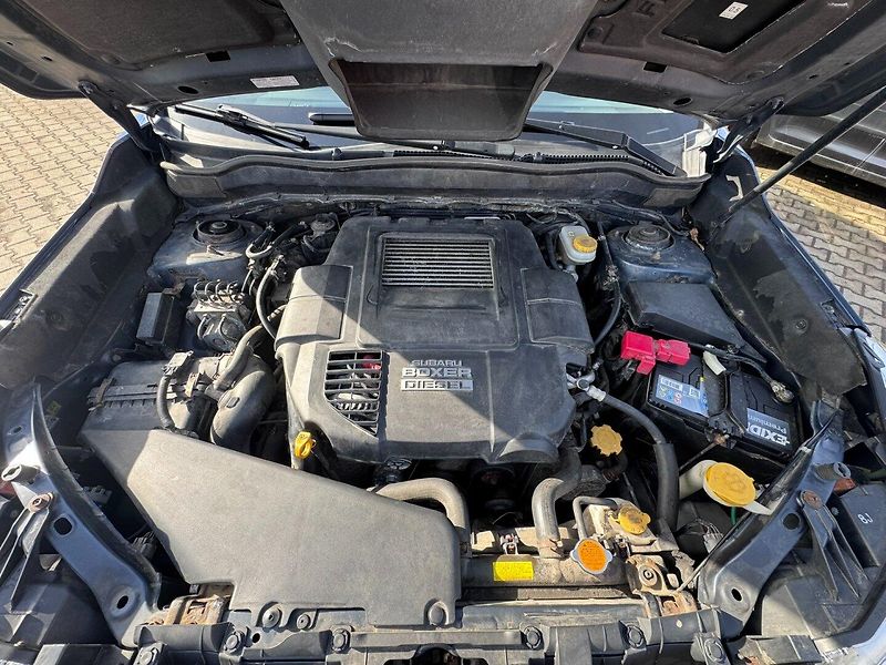 Subaru Forester (2013) 4X4 2,0D 108 KW TAŽNÉ 2.MAJ - fotka 45 z 50