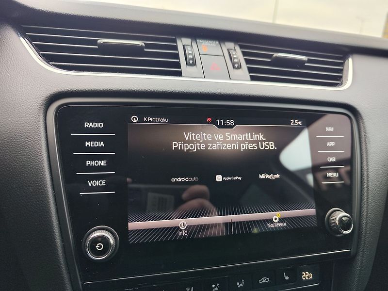 Škoda Octavia 1.8 TSI/132kW Style Plus ČR - fotka 19 z 30