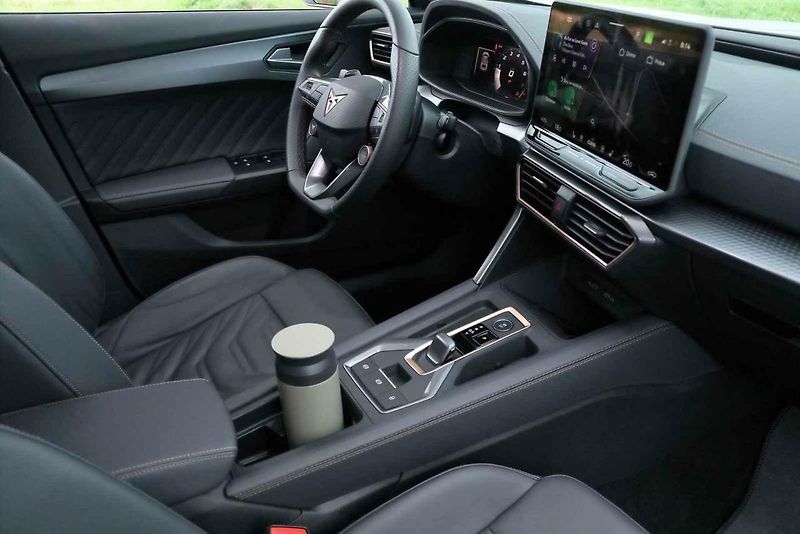 Cupra Formentor je nejprodávanější model značky v Česku i v Evropě.