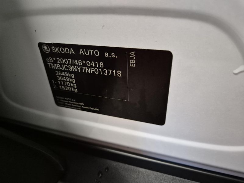 Škoda Enyaq 150kw, iV80 19ALU SOH 90% - fotka 50 z 51
