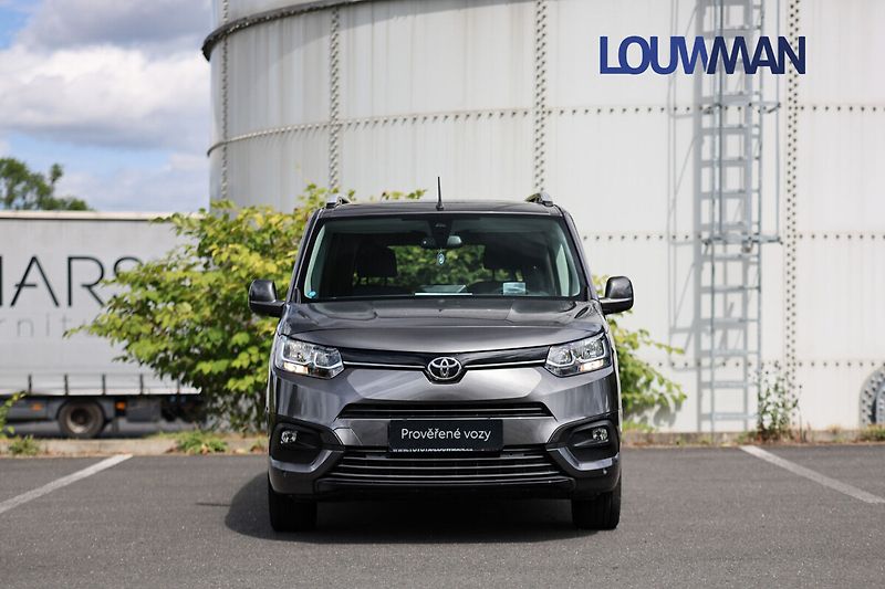 Toyota ProAce City Verso 1.2T 8AT FAMILY COMFORT - fotka 4 z 26