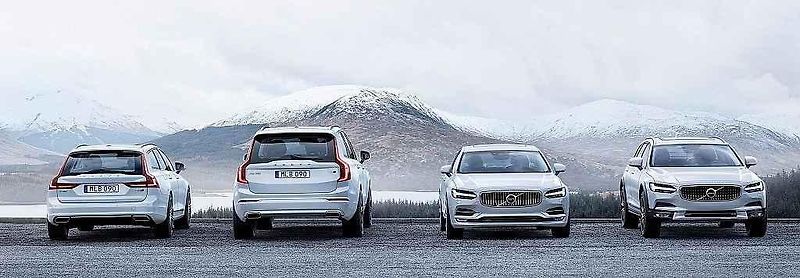 Volvo V90 Cross Country.