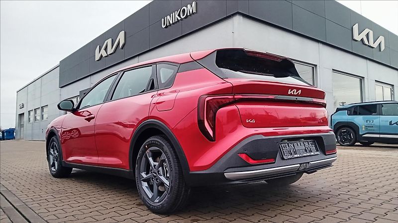 Kia K4 1,6 T-GDi 7DCT SPIN - fotka 6 z 12