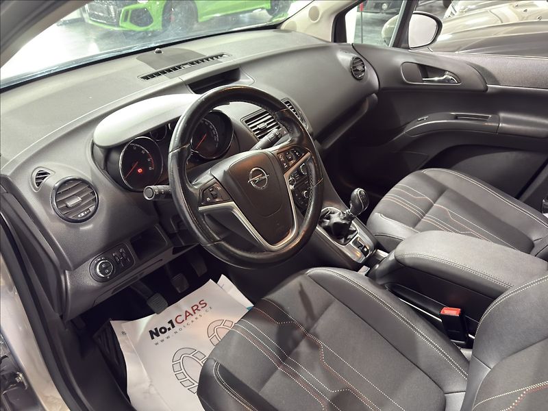 Opel Meriva 1,4   74 kW EDICE 150 1.MAJ - fotka 7 z 29