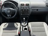Volkswagen Touran (2013) 1.6 TDi DSG, DSG, AC - náhled 8