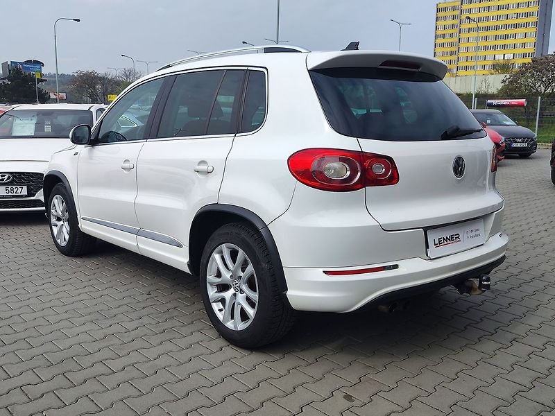 Volkswagen Tiguan 2.0 TDi/125kW R-Line 4motion - fotka 7 z 30