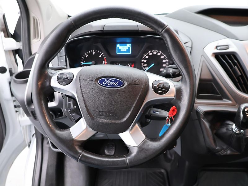 Ford Transit Custom 2,0 TDCi 96kW 6-Míst CZ DPH - fotka 16 z 28