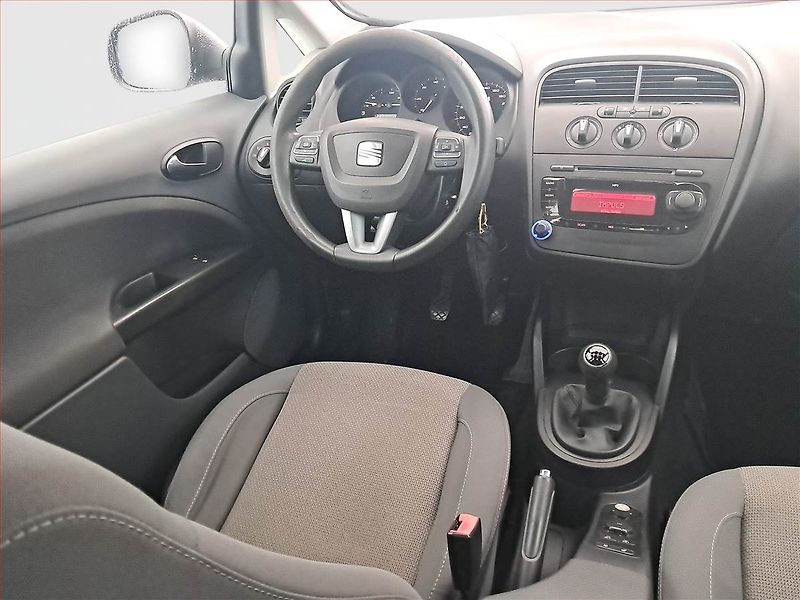 Seat Altea (2010) 1.9 TDI, 4X4, Tempomat - fotka 7 z 16