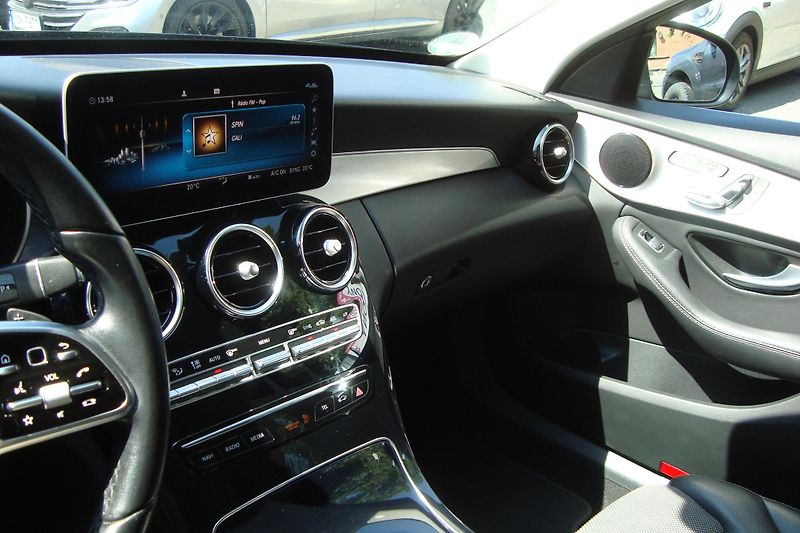 Mercedes-Benz Třídy C (2021) 220D,143kW, Exclusivce,S.kniha - fotka 64 z 92