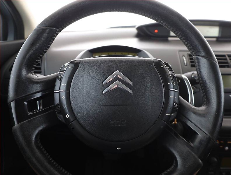 Citroën C4 (2007) 1.6 HDi, Automat, Serv.kniha - fotka 8 z 13
