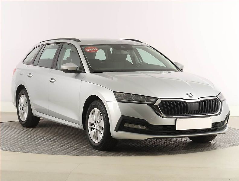 Škoda Octavia (2023) Ambition 2.0 TDI, ČR,1.maj - fotografie inzerátu