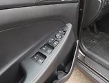 Hyundai Tucson (2016) 1.7 CRDi, Serv.kniha, Navi - náhled 17