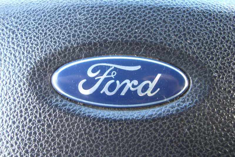 Ford Transit (2010) 2.2TDCi,300M,ČR,S.Kn,9-míst - fotka 60 z 74