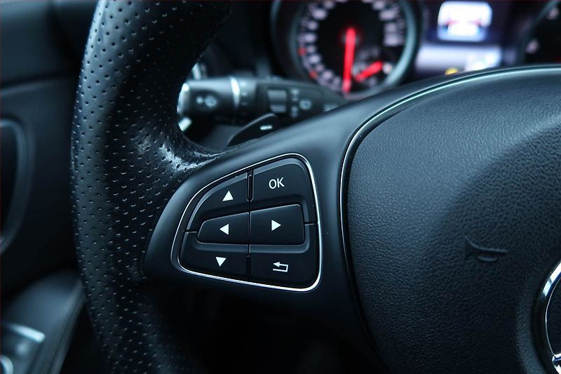 Mercedes-Benz CLA (2018) AMG Paket 200 CDI, Automat - fotka 17 z 22