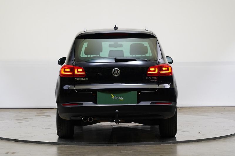 Volkswagen Tiguan - fotka 6 z 27