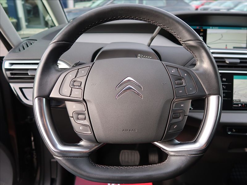Citroën Grand C4 SpaceTourer 2,0 BHDi,120kW,1majČR,7míst - fotka 19 z 33