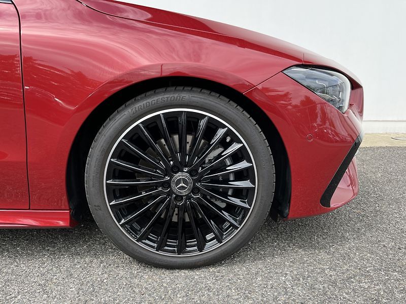 Mercedes-Benz CLA Třída 200 d Shooting Brake AMG - fotka 9 z 21