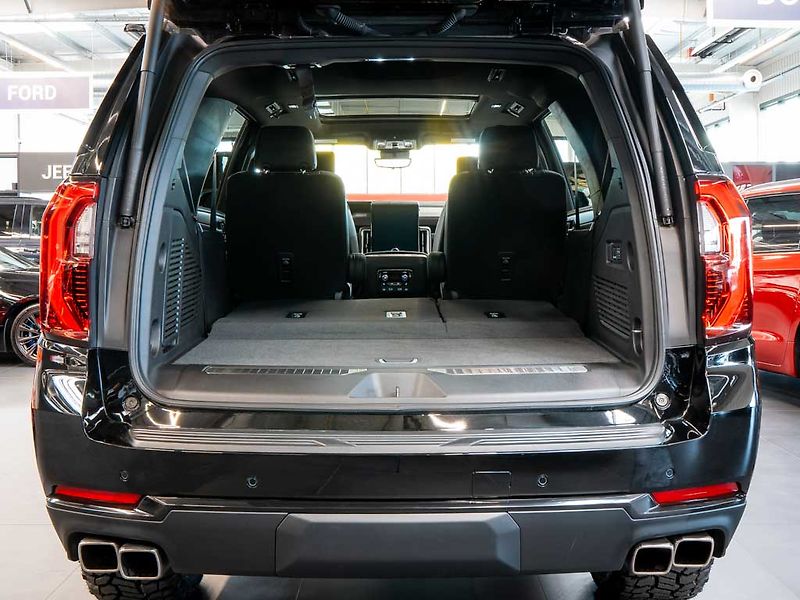 GMC Yukon (2025) 6.2 V8 Denali Reserve Package - fotka 7 z 41