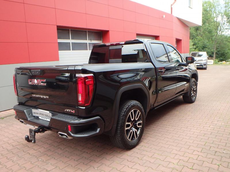 GMC Sierra (2022) 1500 AT4 6.2 V8 - fotka 30 z 30