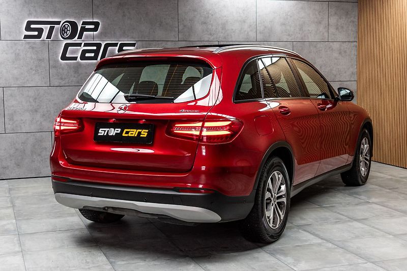 Mercedes-Benz GLC 250d 4MATIC*ACC*TAŽNÉ*DPH - fotka 7 z 44