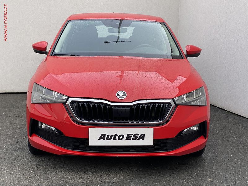 Škoda Scala (2020) 1.6 TDi, Ambition, DSG - fotka 2 z 19