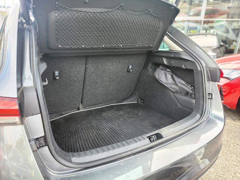 Škoda Scala Top Selection 1.0 TSI 85kW DSG - fotka 25 z 27