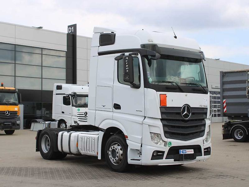 Mercedes-Benz Actros 1845, EURO 6 - fotka 2 z 17