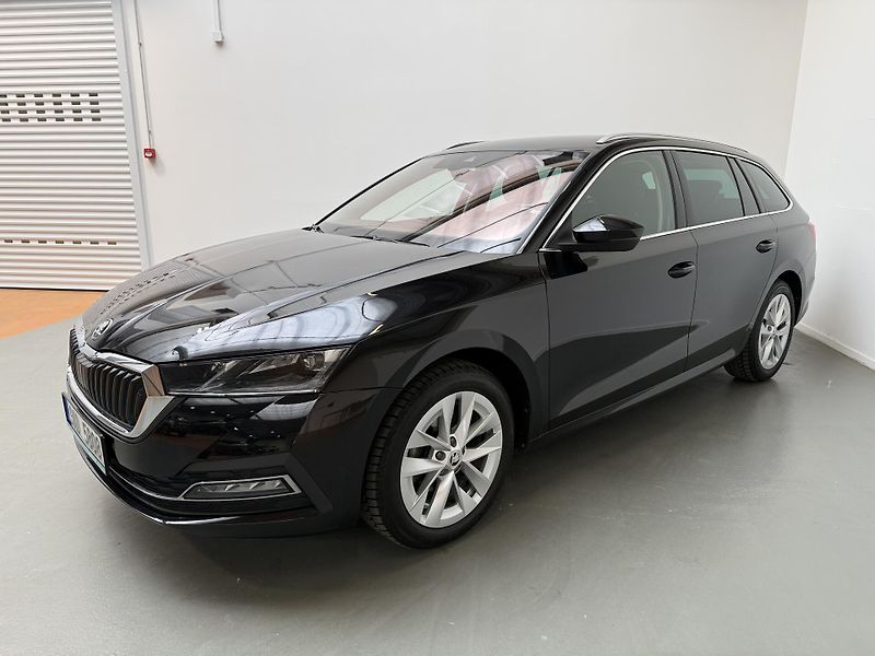 Škoda Octavia 1.5 TSI 110kW Style Combi - fotka 2 z 13