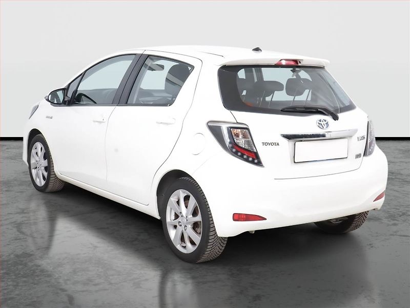 Toyota Yaris (2012) 1.5 Hybrid, Automat, Navi - fotka 4 z 17