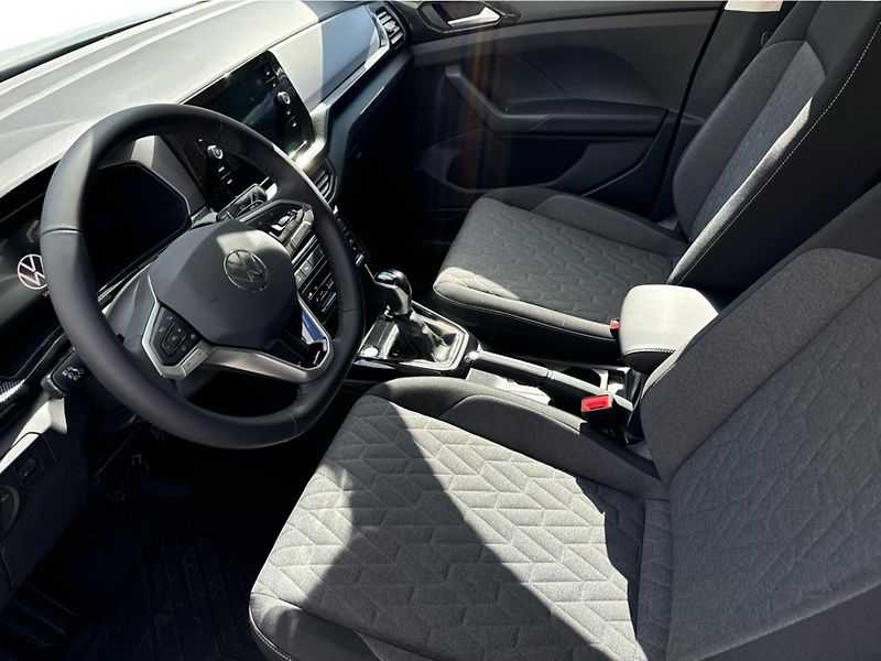 Volkswagen T-Cross People 1,0 TSI - fotka 11 z 20