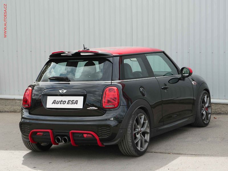 Mini JCW (2015) 2.0 T, ČR, AT, LED, kamera - fotka 4 z 29