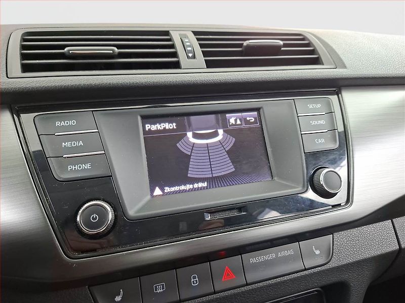 Škoda Fabia (2018) 1.0 TSI, Tempomat - fotka 14 z 15