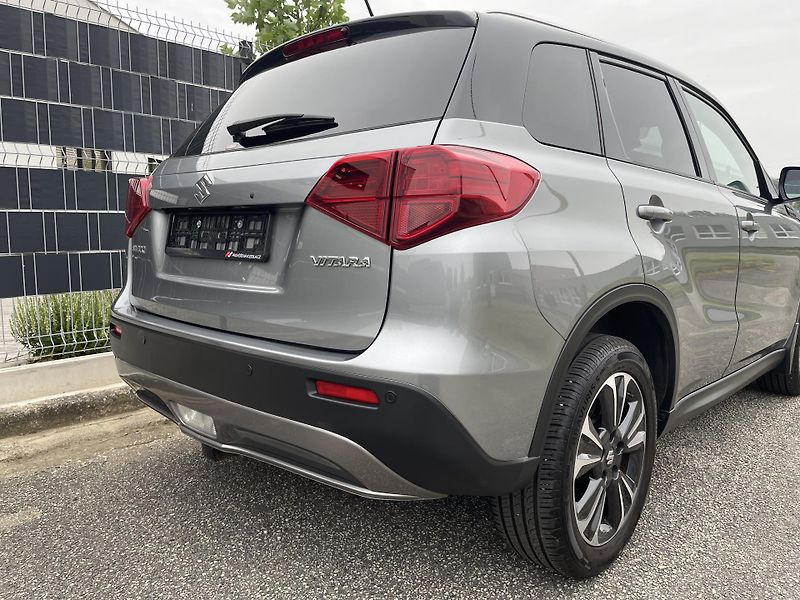 Suzuki Vitara (2020) 1.4 BoosterJet 103 kW LIMITED - fotka 33 z 33