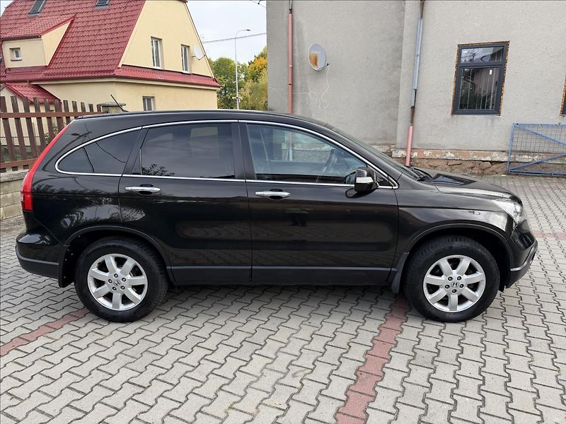 Honda CR-V 2,0 4x4 TAŽNÉ - fotka 2 z 22