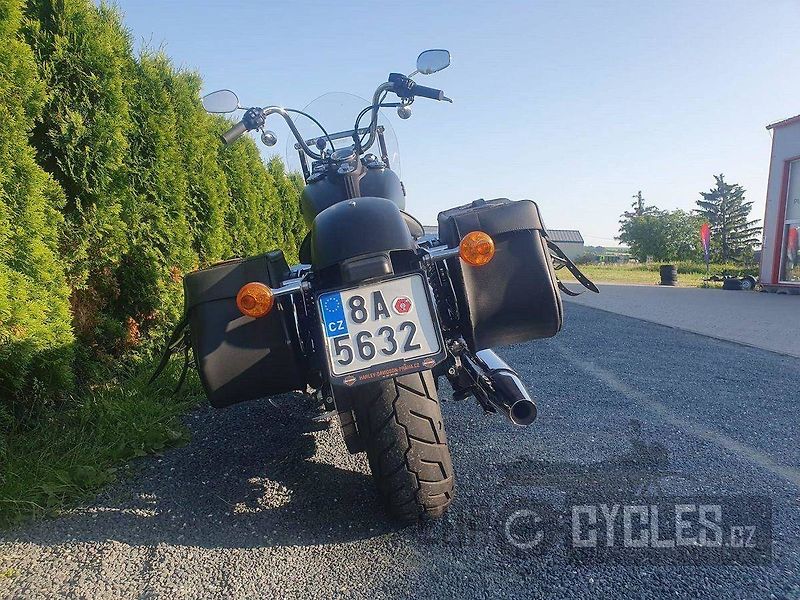 Harley-Davidson FXDB Dyna Street Bob (2014) - fotka 6 z 10