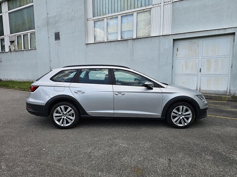 Seat Leon (2015) 1.6TDI 4X4 TAŽNÉ  - fotka 6 z 17