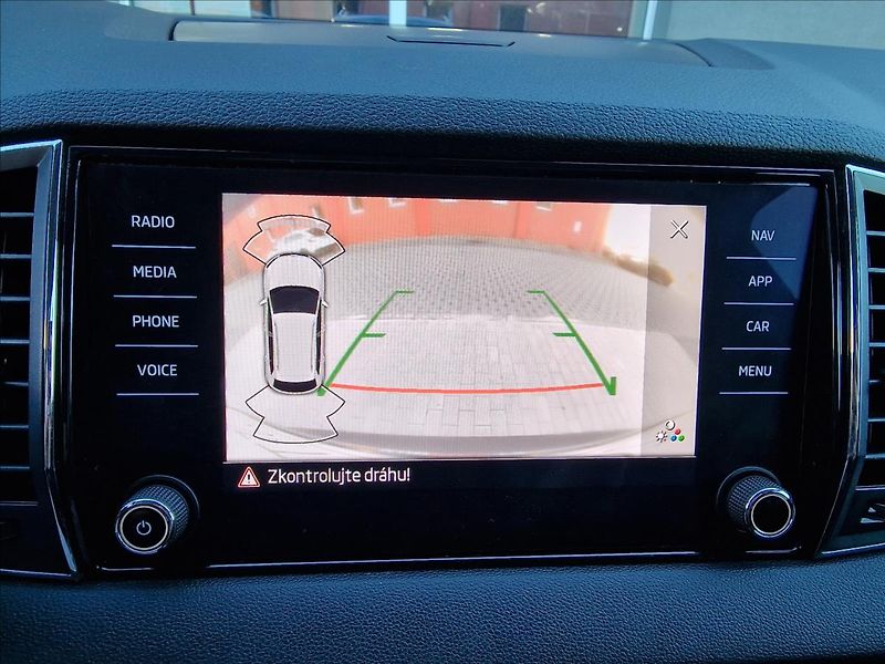 Škoda Karoq 2.0 TDI Style,původ ČR,1.Maj. - fotka 26 z 50